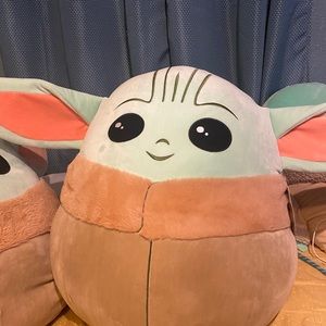 The Mandoloriane The Child “baby yoda” 20”